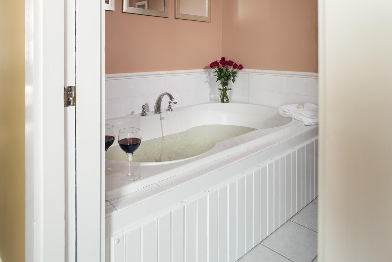 Newcastle Inn Экстерьер фото