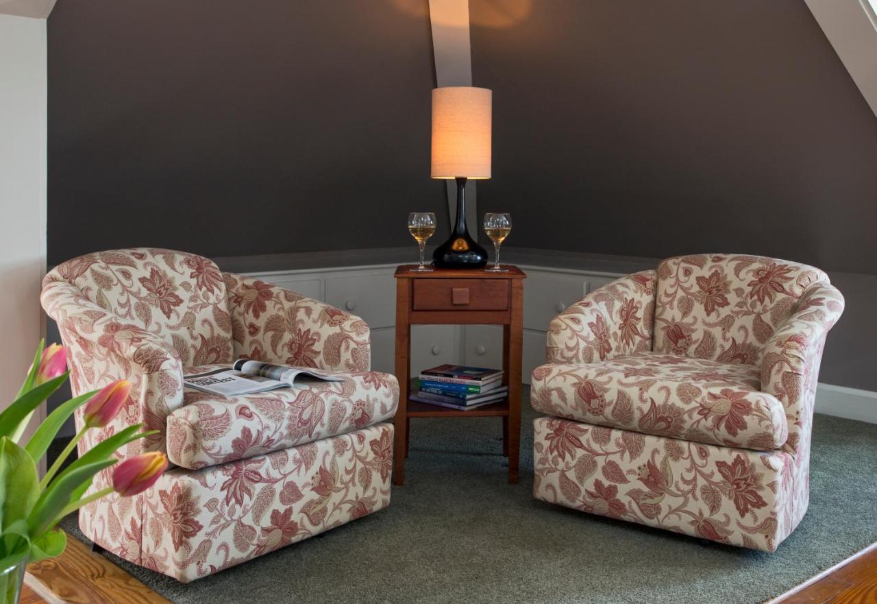 Newcastle Inn Экстерьер фото